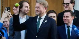 Верховный суд удовлетворил иск о снятии «Яблока» с выборов